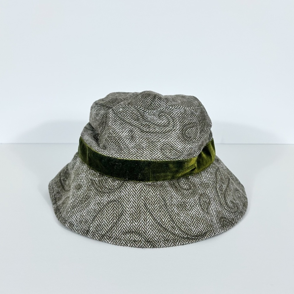 Liz Claiborne Women's Size S Cloche Style Hat Green Multi Bucket Hat